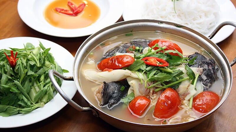 Thành phẩm lẩu cá tầm măng cay