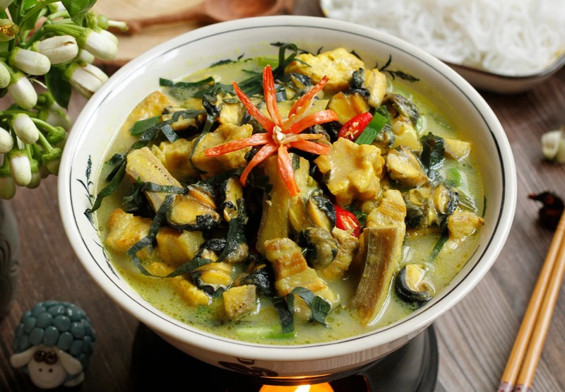 Cá tầm om chuối đậu chuẩn vị