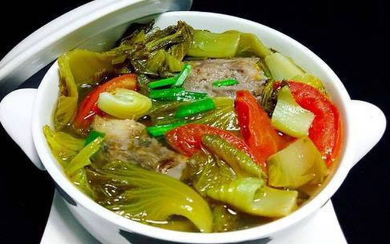 Cá dưa biển nấu canh chua