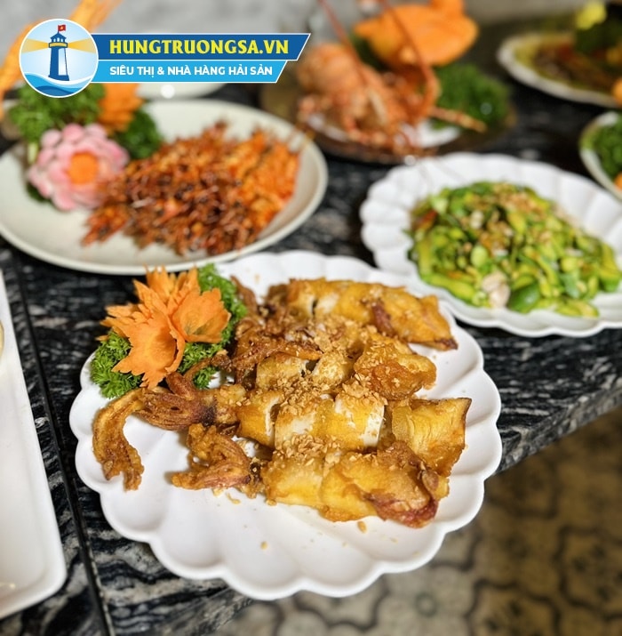 mực trứng chiên bơ tỏi