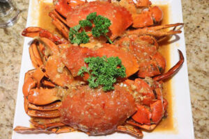 Cách chế biến cua gạch sốt hoàng kim