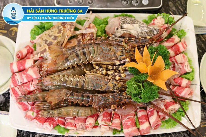 Nhà hàng hải sản Buffet Cửu Vân Long tại Ô Chợ Dừa