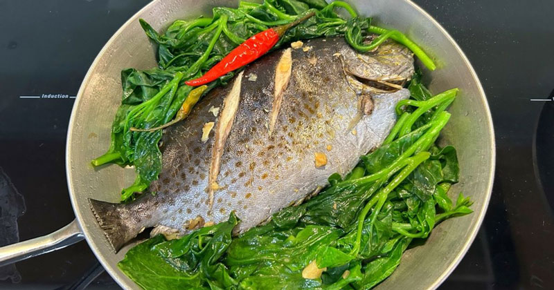 Nguyên liệu cho món cá dìa hấp mồng tơi