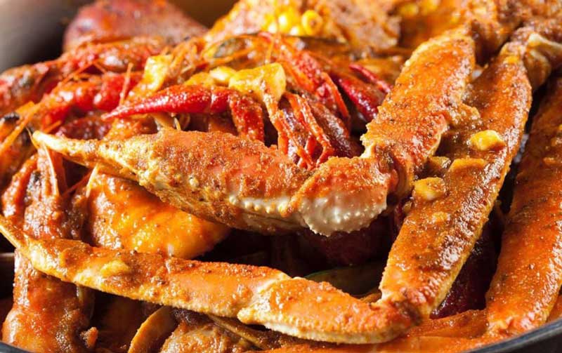 Nguyên liệu không thể thiếu cho món chân cua tuyết sốt bơ tỏi