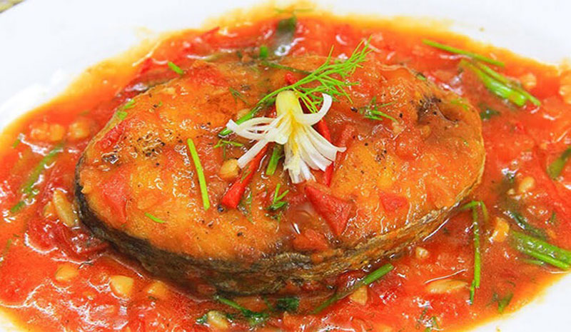 Thành phẩm cá thu một nắng sốt cà chua