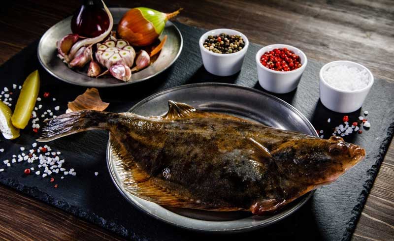 Một số nguyên liệu chính chuẩn bị cho món cá bơn nướng