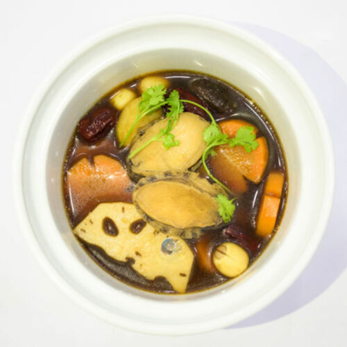 Thành phẩm món bào ngư hầm thuốc bắc