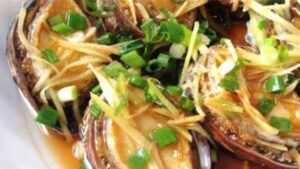 Thành phẩm bào ngư hấp sả