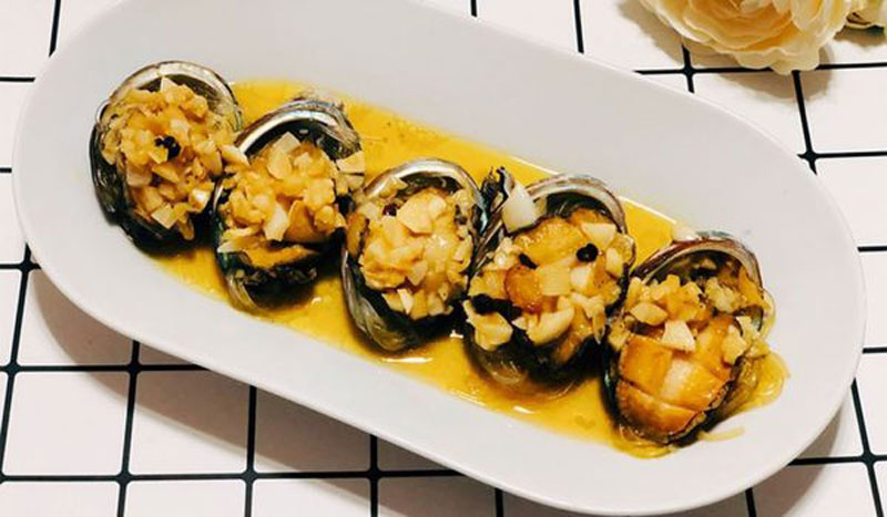 Thành phẩm món bào ngư sốt bơ tỏi