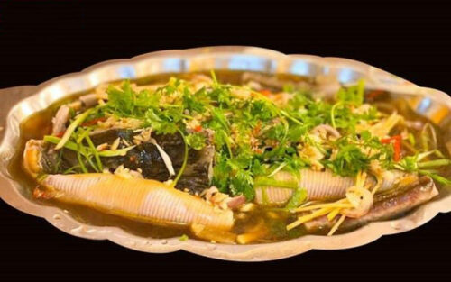 Thành phẩm cá đuối hấp xì dầu