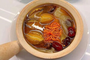 Súp bào ngư nấm đông cô