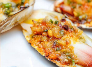 Thành phẩm tu hài cháy tỏi thơm ngon